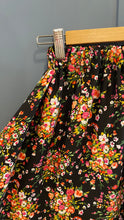 Carica l&#39;immagine nel visualizzatore di Gallery, Gonna Tinetta Seta fiori
