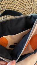 Carica l&#39;immagine nel visualizzatore di Gallery, Zaino “Altrove” Orange &amp; sand
